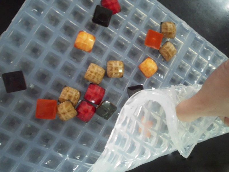 树脂钻硅胶模具投产 树脂钻硅胶模具投产